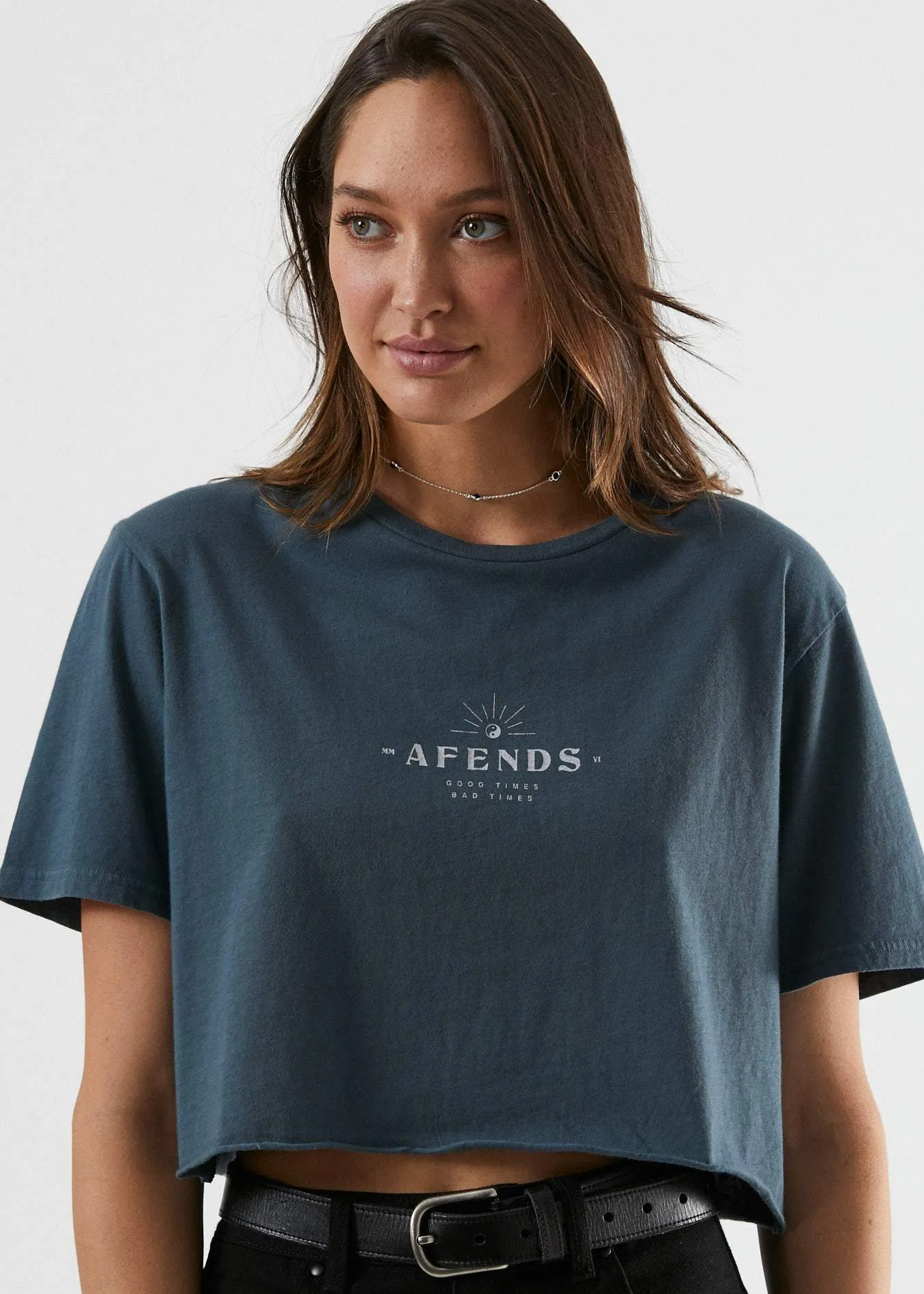 Afends Womens Aurora - Cut Off Boyfriend Fit Tee - Slate