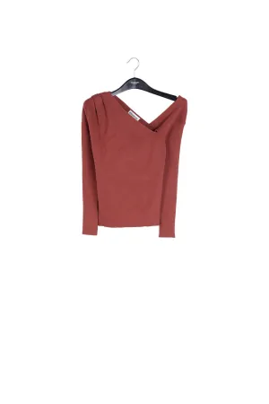 Brown rib-knitted sweater with asymmetric neckline