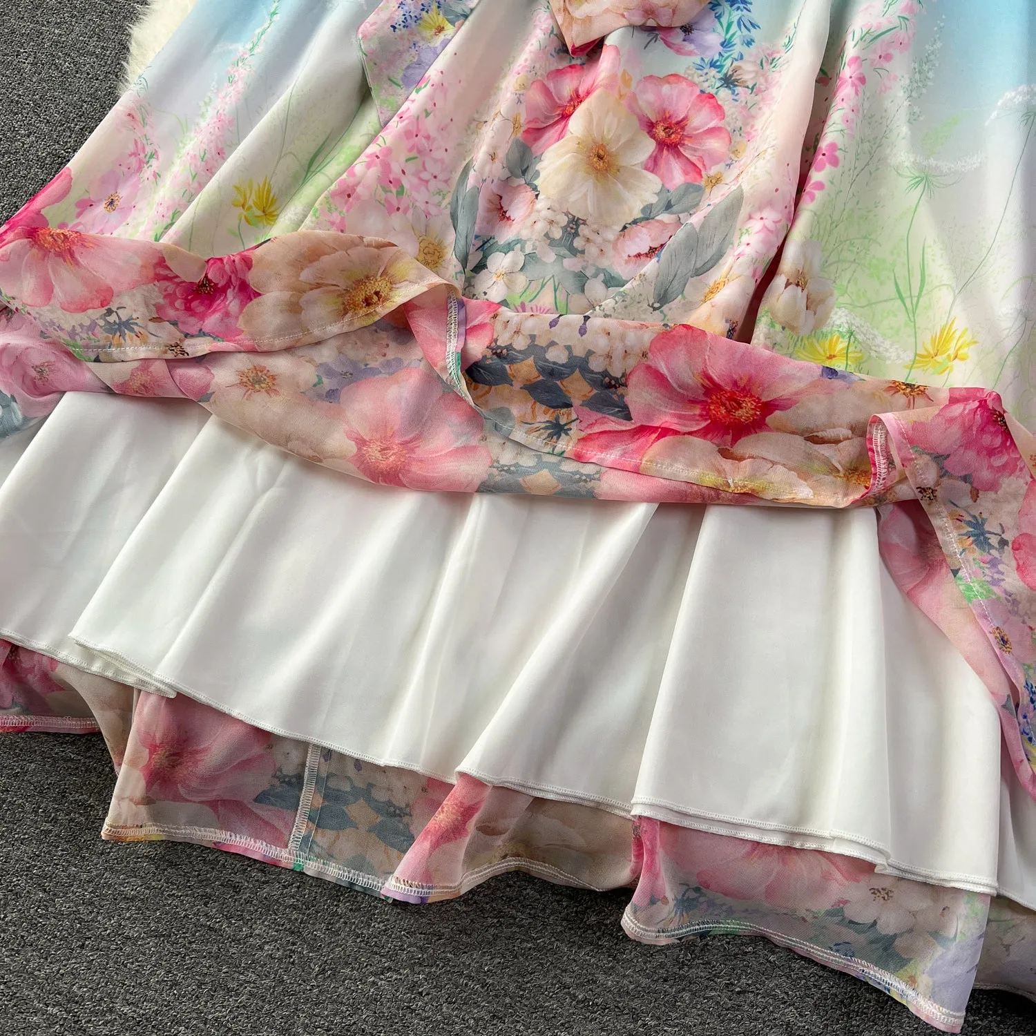 Courtly V-neck Floral Chiffon Dress