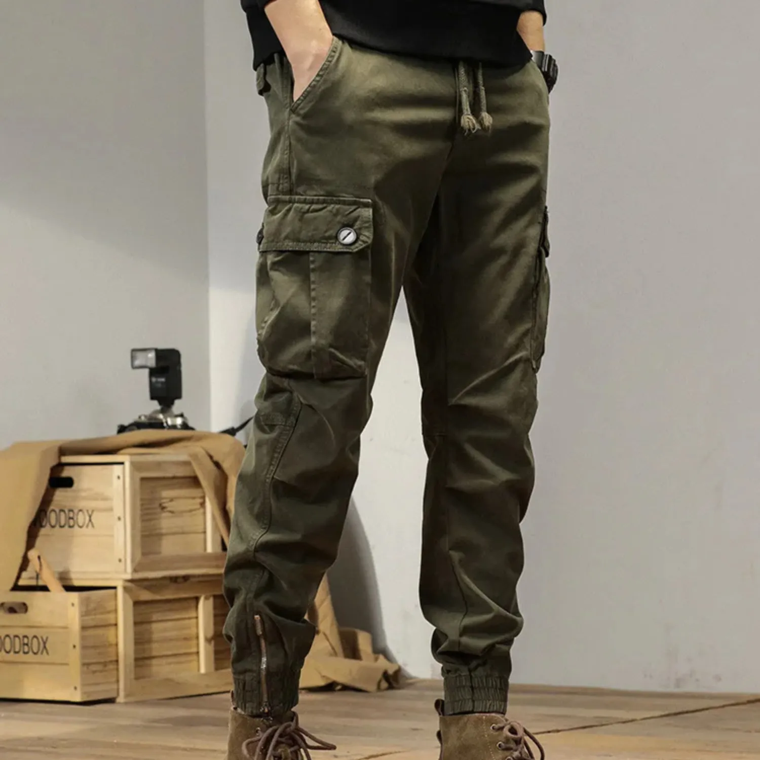 Men's Lightweight Cotton Cargo Pants with Relaxed Fit | Perfect for All Seasons